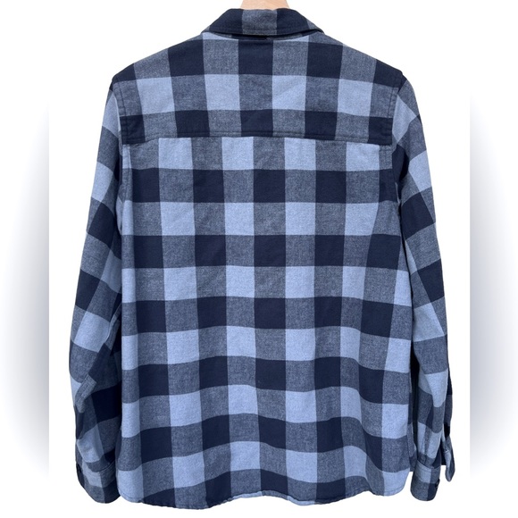 L.L. Bean Plaid Long Sleeve Flannel Button Down Shirt Blue Size M Reg. - Picture 4 of 5